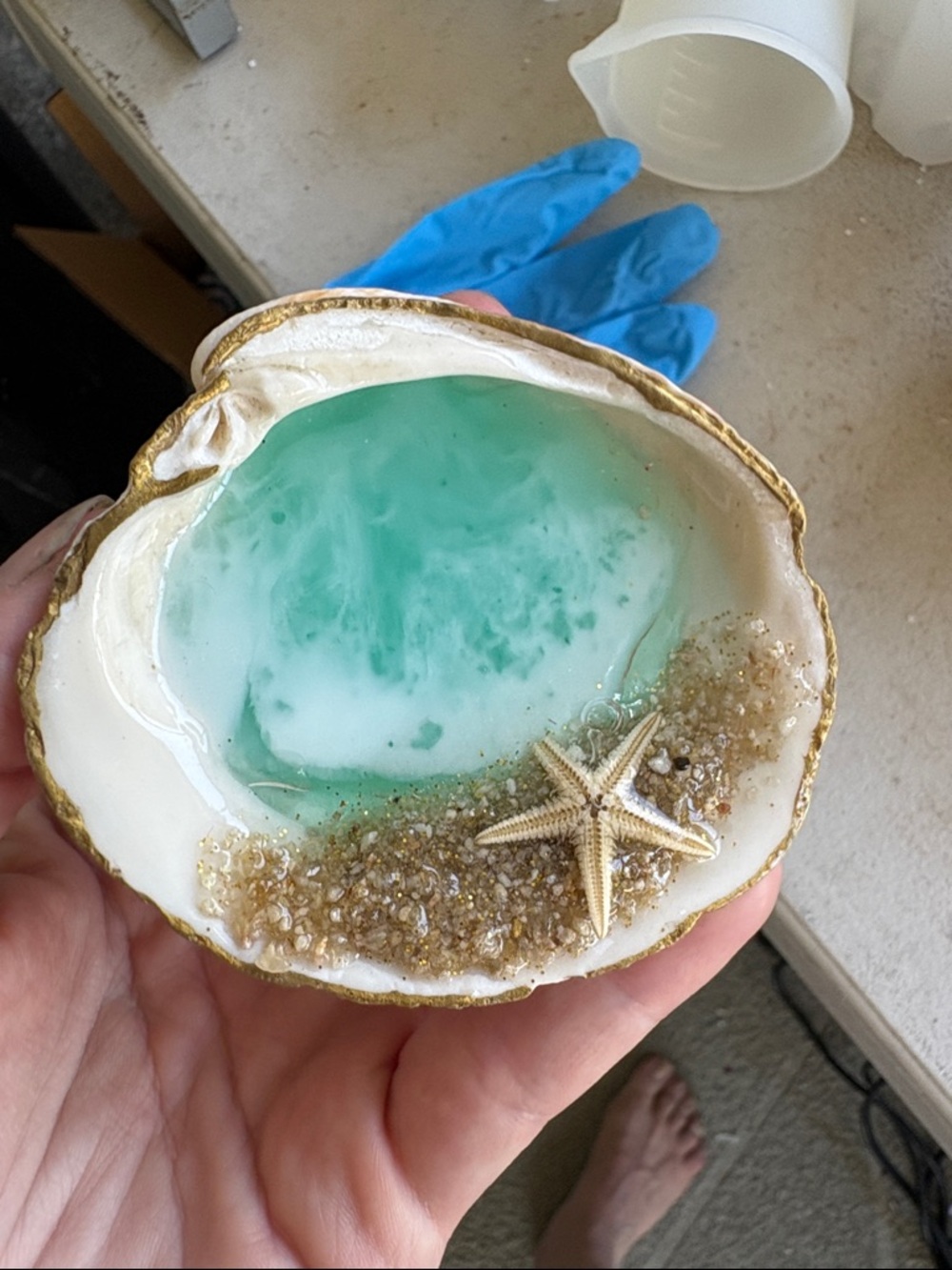 Resin Beach Seashell Catchall with Starfish - Aqua & Gold
